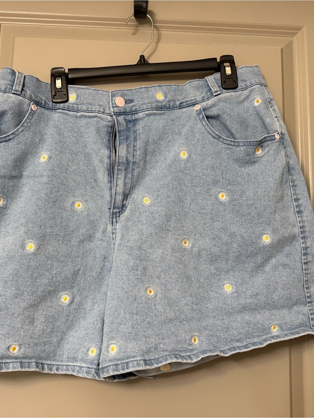 Embroidered Daisy Duck Light Blue Denim Mini Shorts